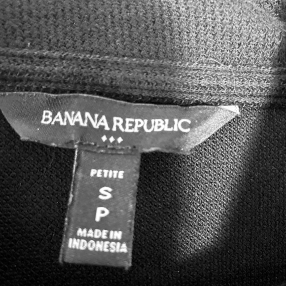 𝅺BANANA Republic waffle knit cowl neck sweater black Petite small - Picture 5 of 5